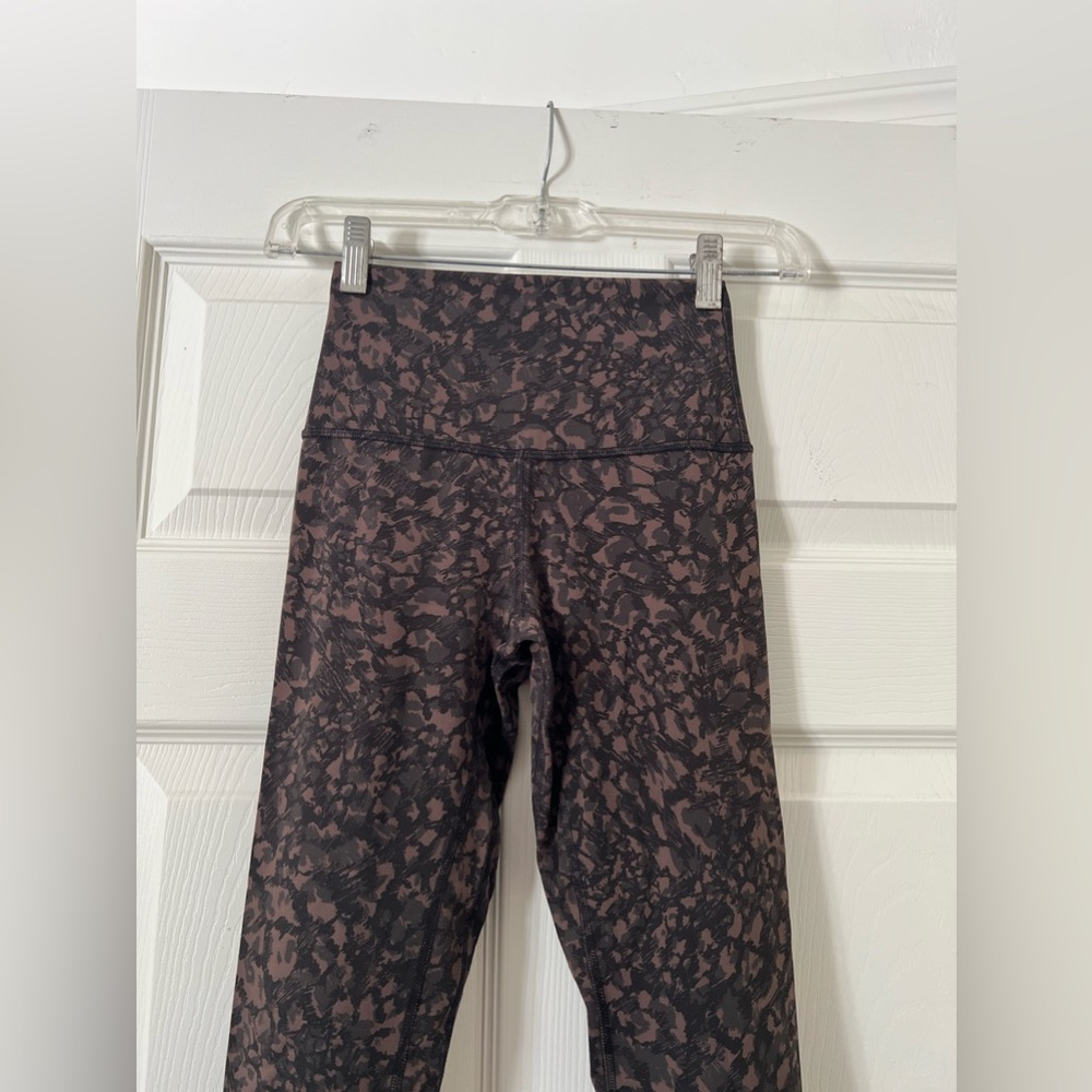 Lululemon align leggings - Picture 2 of 5
